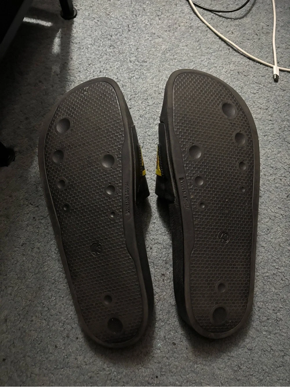 Off-White Industrial Belt Slides Size